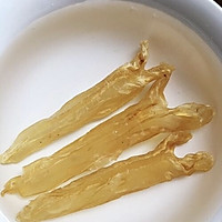 花胶炖鲜牛奶的做法图解1