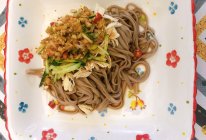 减脂系列：凉拌鸡丝荞麦面的做法