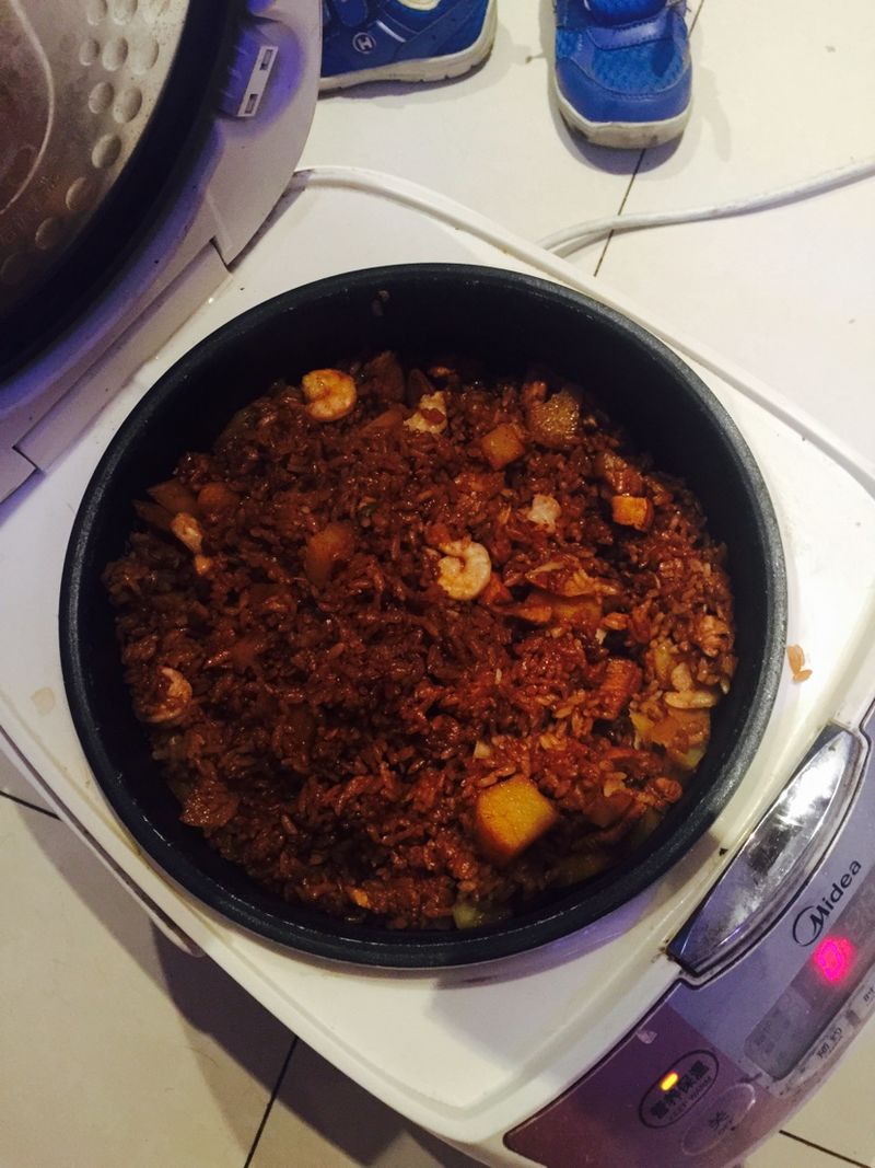 鸡肉土豆焖饭