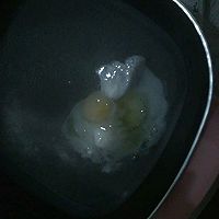 鸡蛋挂面汤的做法图解2