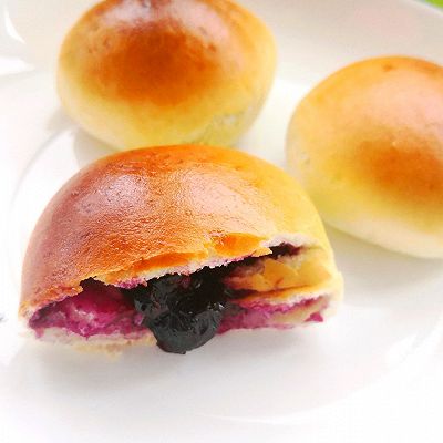蓝莓夹心面包