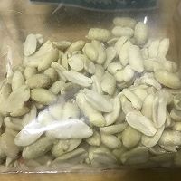 秘制烤鸡爪猪蹄的做法图解1