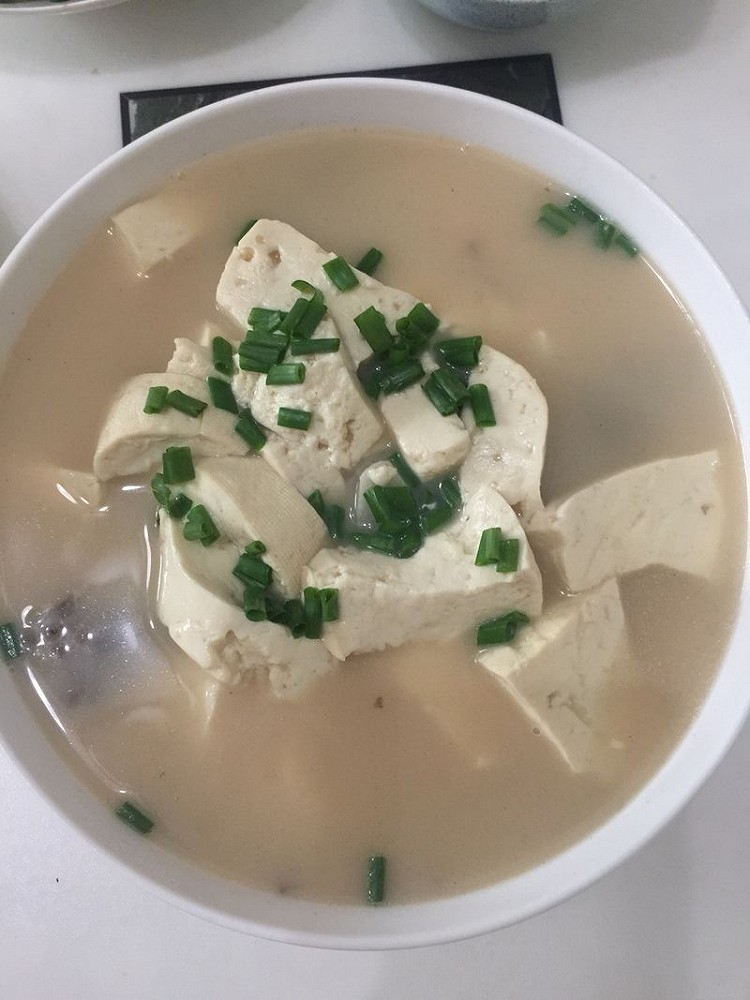 鲫鱼豆腐汤的做法