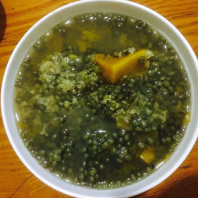 减肥餐—南瓜绿豆汤的做法
