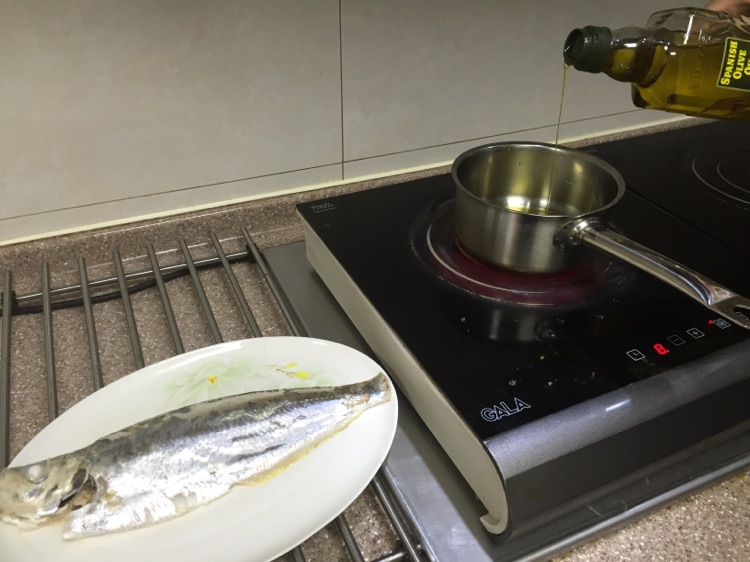 泰式柠檬清蒸鱼的做法图解9