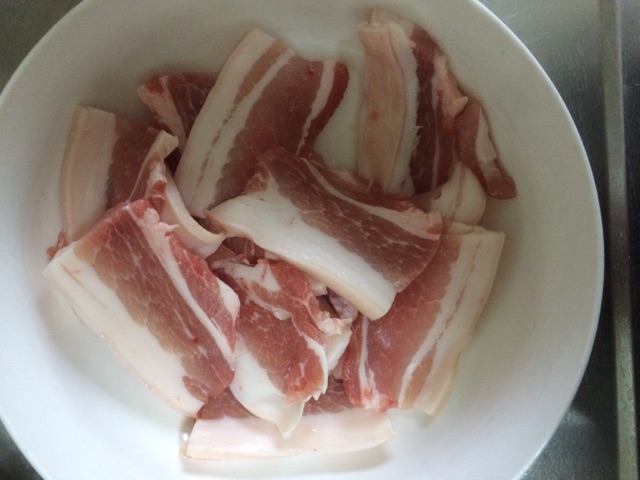 蒸酱豆腐肉的做法图解1