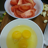 西红杮炒鸡蛋的做法图解2