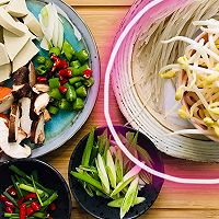 #米饭最强CP#豆芽炒粉条的做法图解2