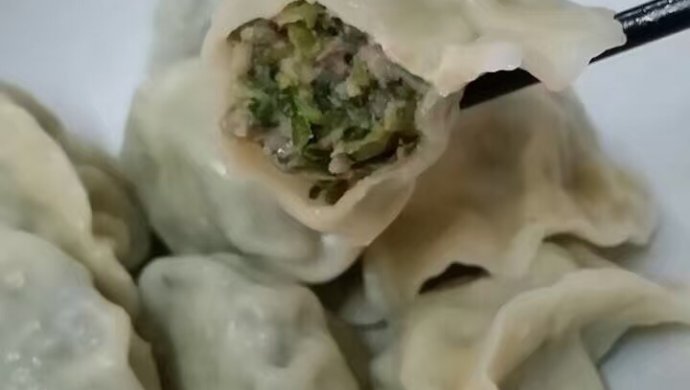 荠菜蛤蜊肉水饺