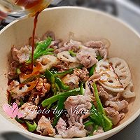 超级下饭菜——照烧汁炒藕片青椒猪肉的做法图解4