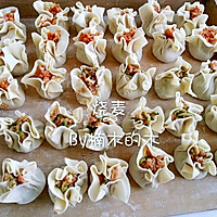 烧麦~香菇胡萝卜猪肉馅~夹起汤汁饱满的做法图解4