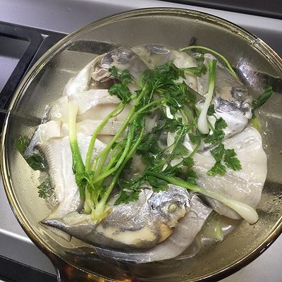康宁锅做的油焗白昌鱼