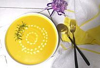 减肥期间也能喝的低脂奶油南瓜汤的做法