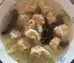 鸭蛋黄馄饨的做法
