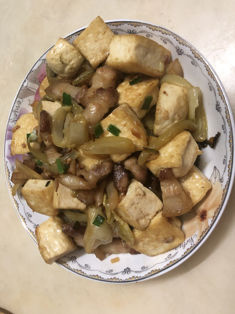 酸菜炒老豆腐的做法