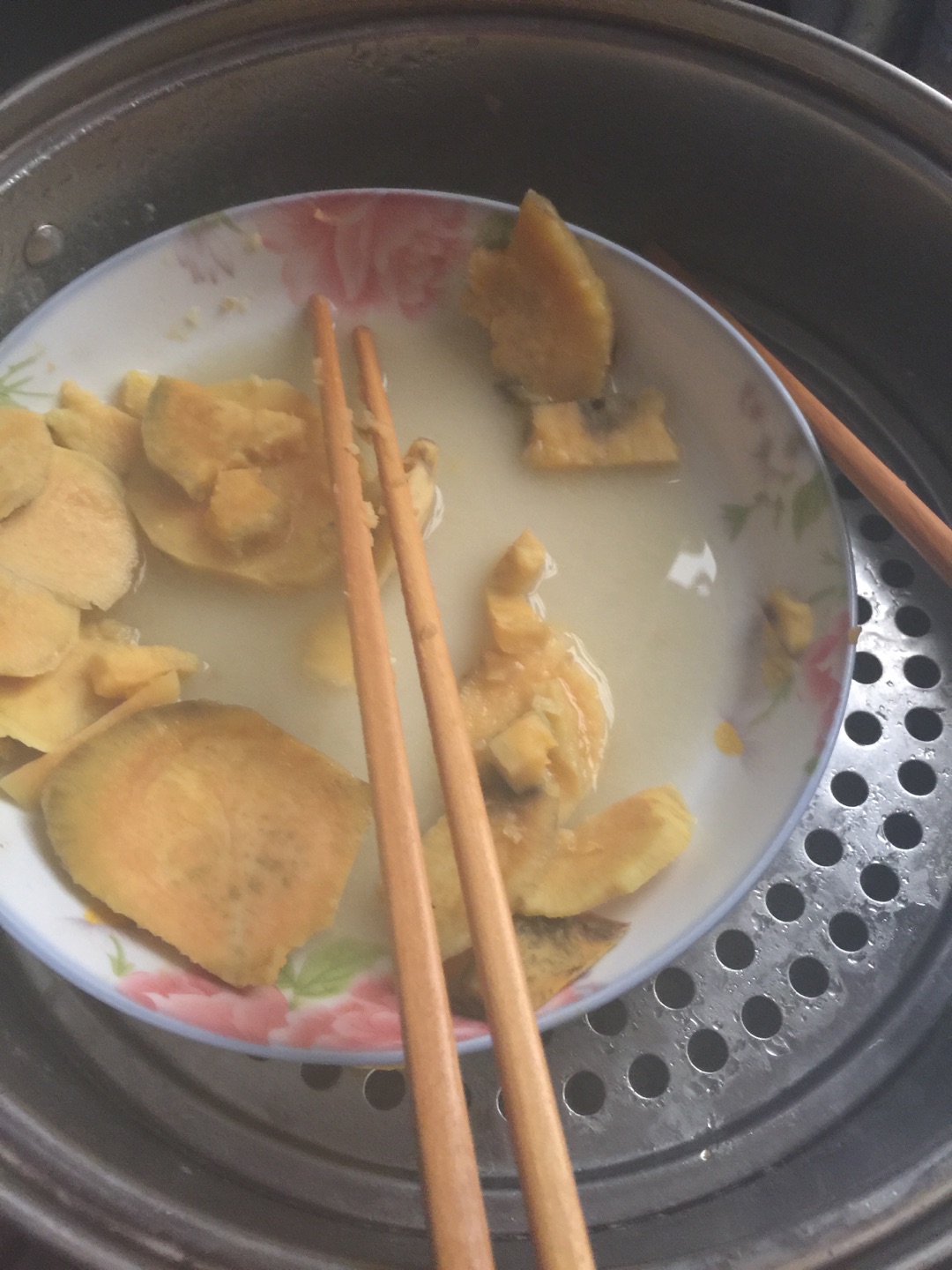 『玲小厨』芋圆西米露的做法图解1