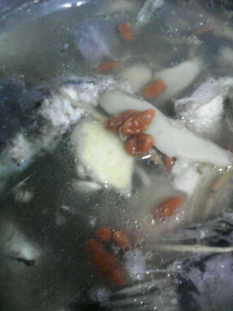 清炖鲶鱼汤的做法