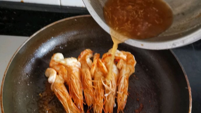 椰香油焖虾