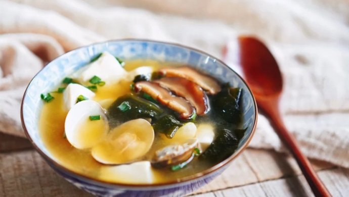 润五脏日式文蛤味噌汤