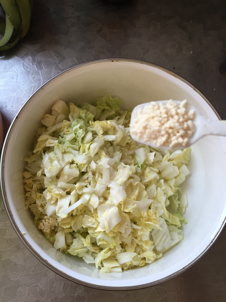 凉调辣白菜的做法图解3