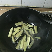 鱼香茄子的做法图解1