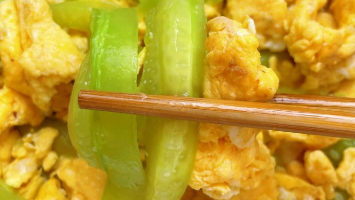 黄瓜瓤炒鸡蛋，鲜得嘞！