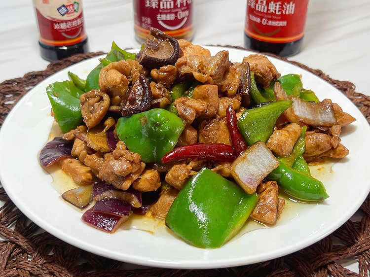 香菇鸡腿肉的做法