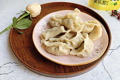 香芹鲜肉水饺