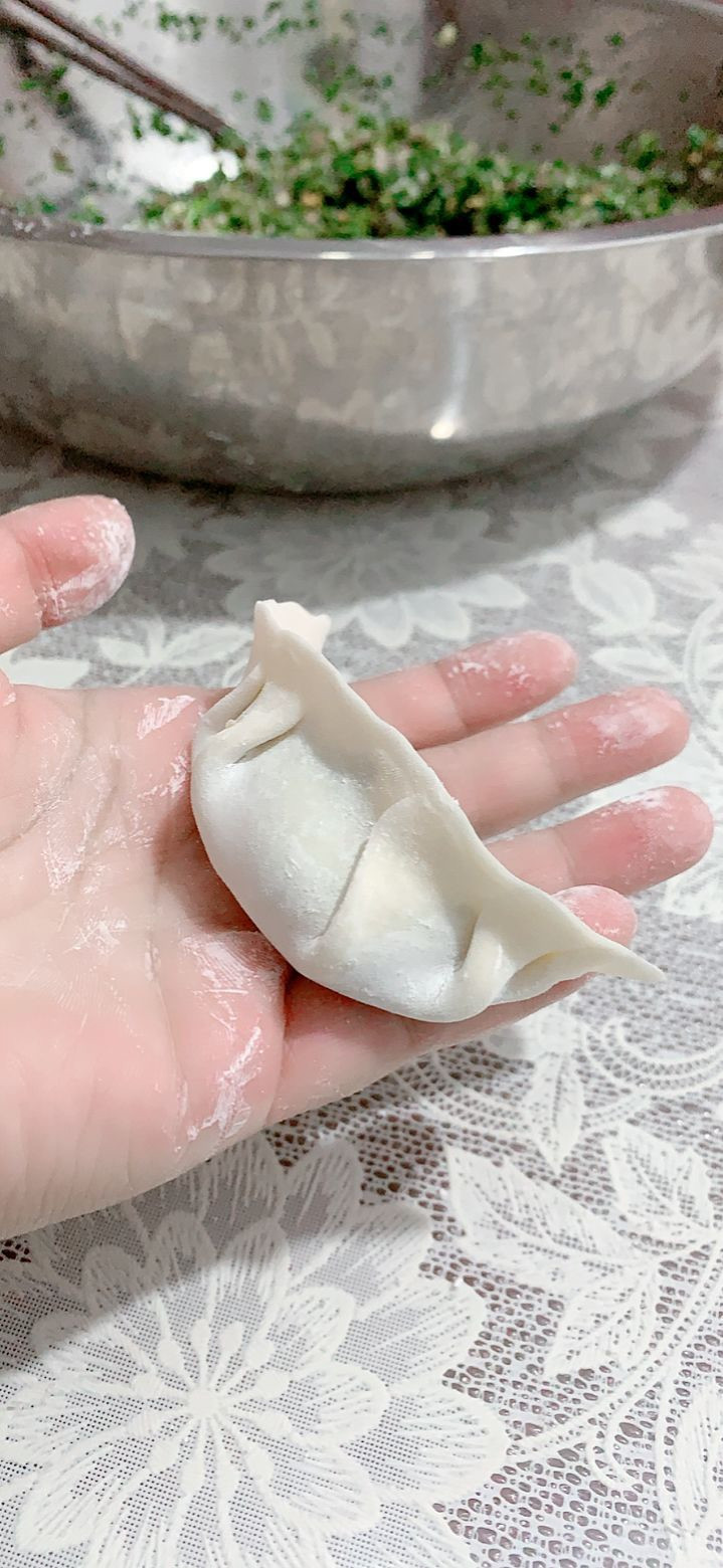 荠菜水饺的做法