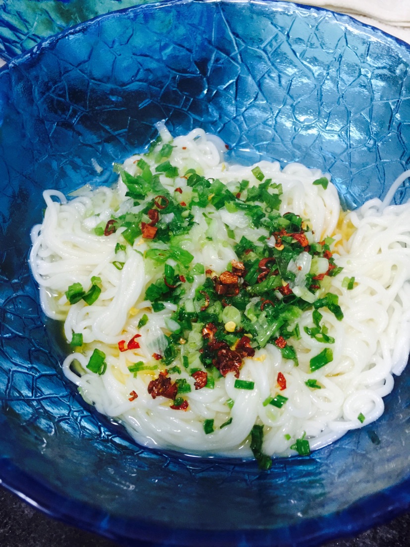 葱油拌面汪涵复刻版的做法图解5
