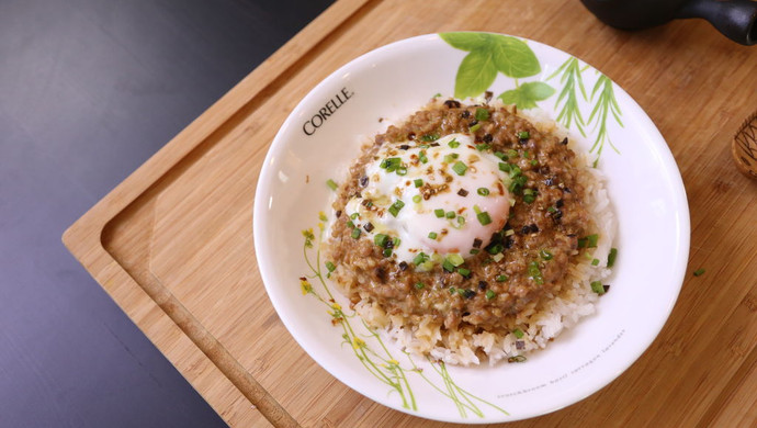 蓝纹芝士肉饼饭