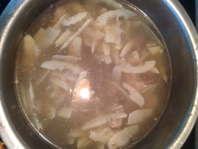 甜笋汤的做法