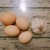 捣蒜鸡蛋的做法图解1