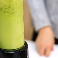 牛油果Smoothie—迷迭香的做法图解6