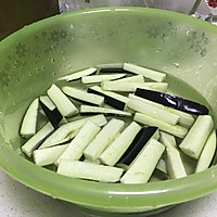 家常炒茄子的做法图解1