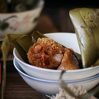 #仙女们的私藏鲜法大PK#咸蛋黄香菇海鲜肉粽的做法图解21