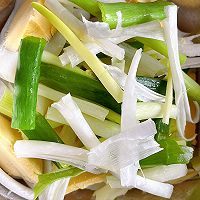 #金龙鱼橄榄油调和油520美食菜谱#超级好吃的小葱拌鹅蛋的做法图解3