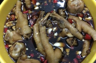 酸辣鸡爪