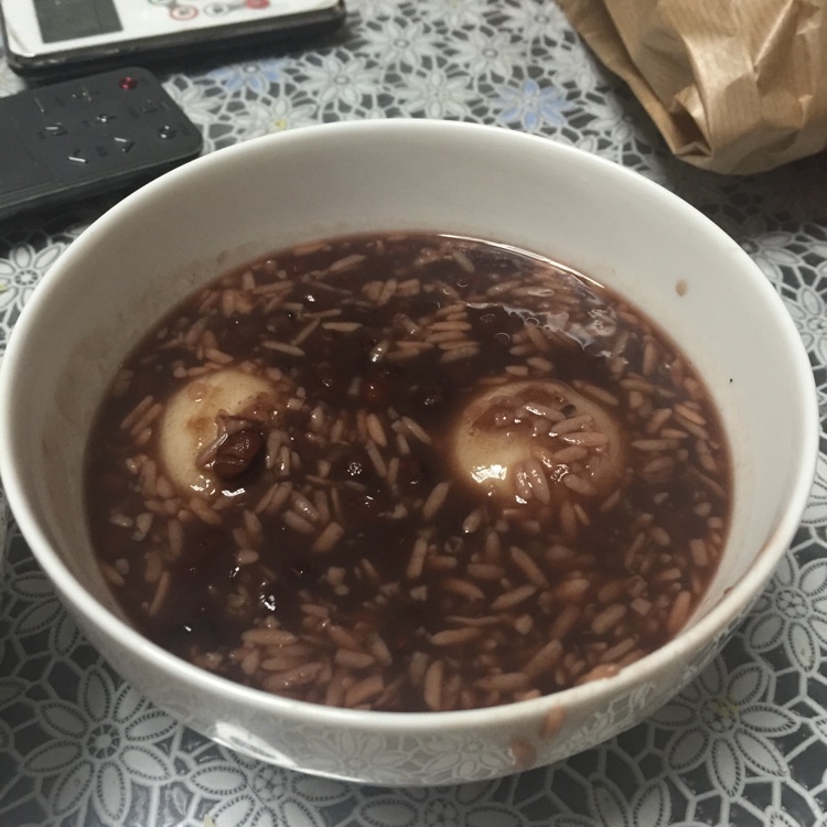 红豆酒酿汤圆