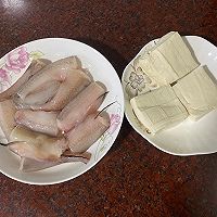 #太太乐鲜鸡汁玩转健康快手菜#豆腐鱼汤的做法图解1