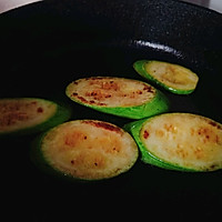 蒜香时蔬烤南瓜的做法图解4