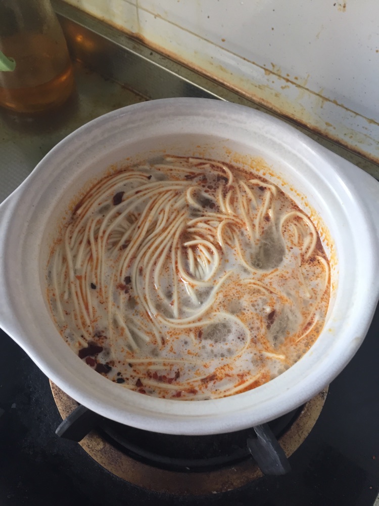 快手早餐肉酱面的做法图解4
