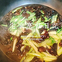 芹菜拌木耳的做法图解3
