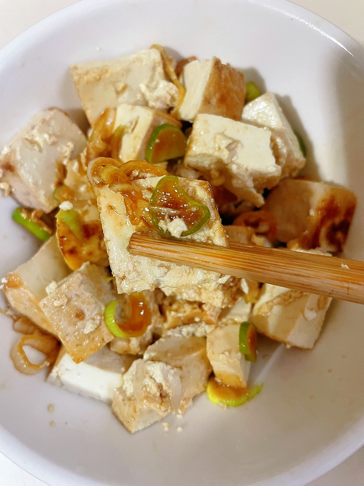 凉拌豆腐，简单好吃！的做法