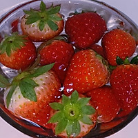 自制无添加零失败酸甜草莓酱的做法图解2
