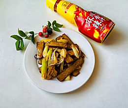 #豪吉小香风 做菜超吃香#小炒豆腐干的做法