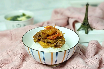 泡菜魔芋肥牛饭
