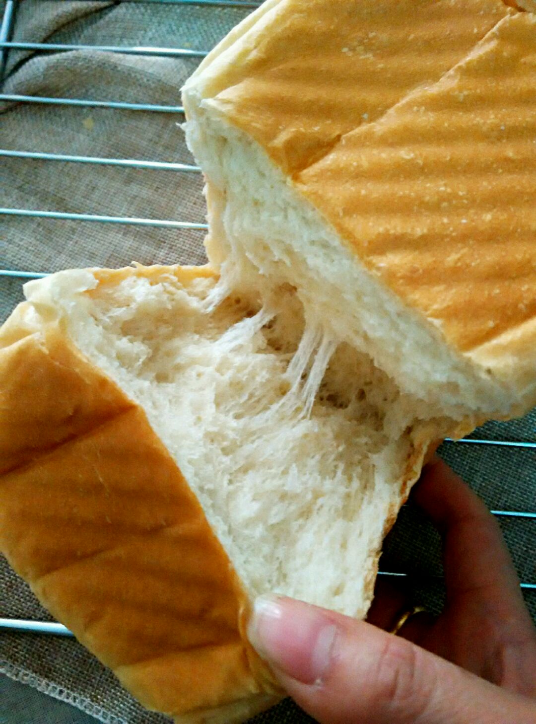 黄金吐司面包的做法_【图解】黄金吐司面包怎么做如何做好吃_黄金吐司面包家常做法大全_宝儿梧桐_豆果美食