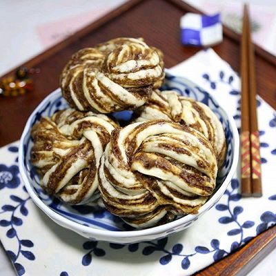 红豆沙花卷