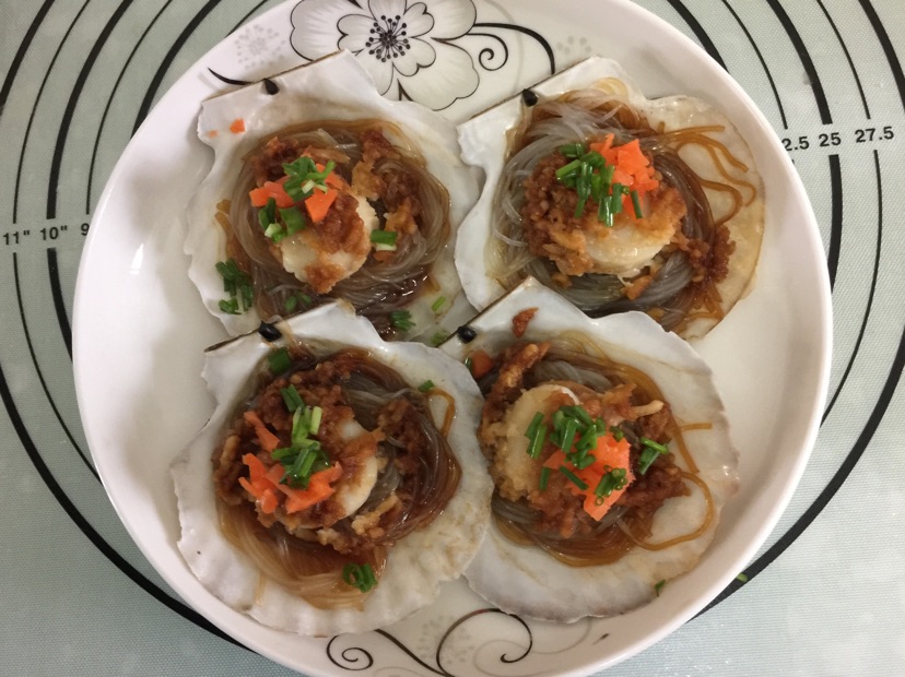 蒜蓉粉丝蒸扇贝#方太一代蒸传#的做法图解10